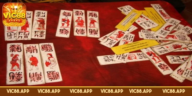 cach-choi-bai-to-tom-don-gian-nhat